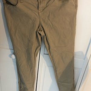 Stretchy pants ❤️❤️